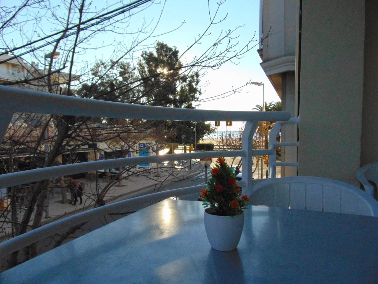 Apartaments Voramar Cambrils Zewnętrze zdjęcie